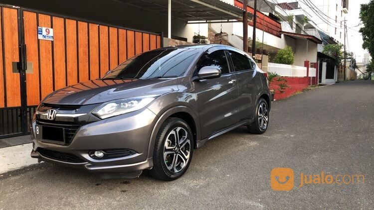 Cash honda HRV prestige 2018 sunroof istimewa km 70rb an