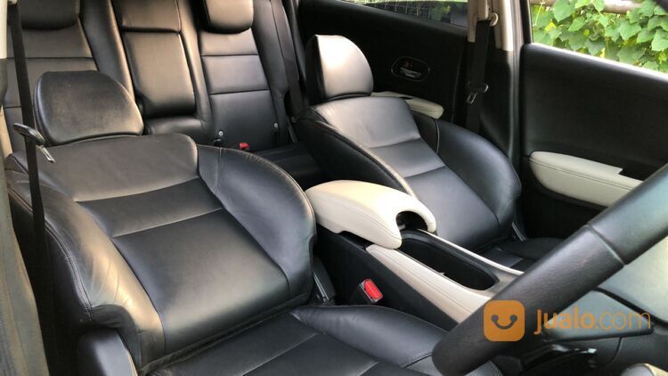 Cash honda HRV prestige 2018 sunroof istimewa km 70rb an