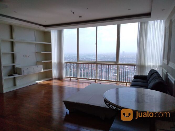 Apartemen THE VIA Lantai 32 Ciputra World Surabaya