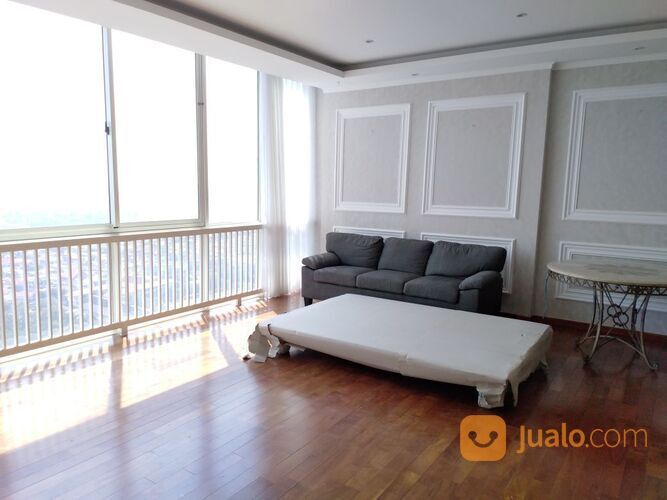 Apartemen THE VIA Lantai 32 Ciputra World Surabaya