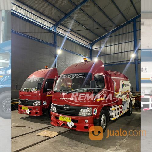 SPESIFIKASI KAROSERI TANGKI SOLAR BBM SPEK PERTAMINA KAPASITAS 5000 LITER