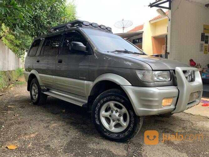 isuzu Panther touring solar tahun 2001