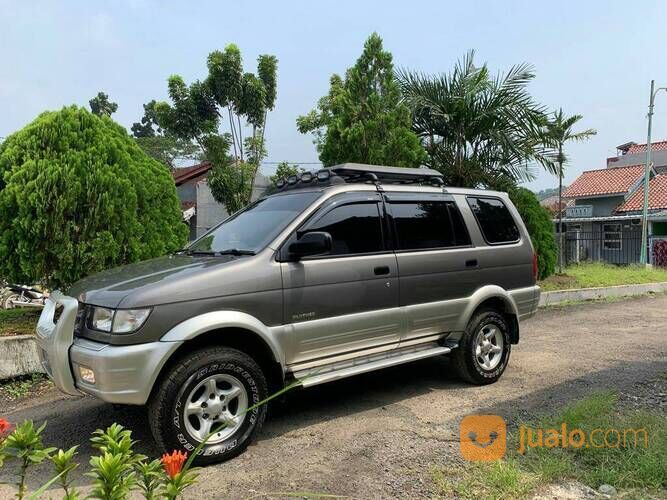 isuzu Panther touring solar tahun 2001