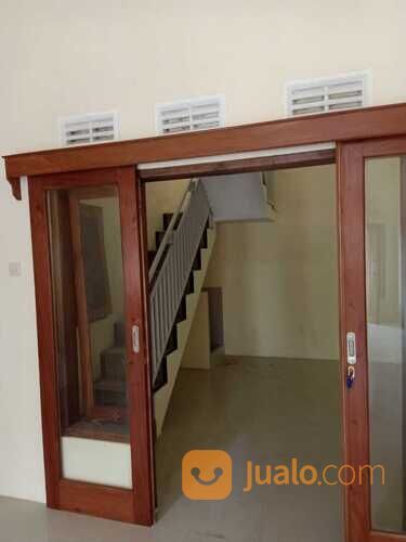 Rumah 2 Lantai Alamat Jalan Terusan Danau Kerinci Malang 1,35 Milyar