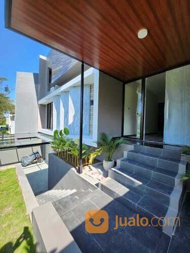 Rumah Baru Ada Kolam Renang Bukit Golf Internasional Citraland Surabaya New Modern Mewah Siap Huni
