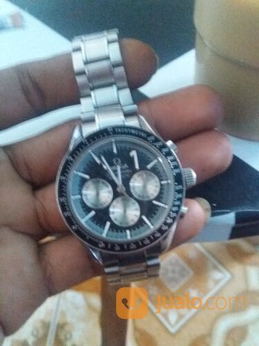 Jam tangan Omega speedmaster automatic