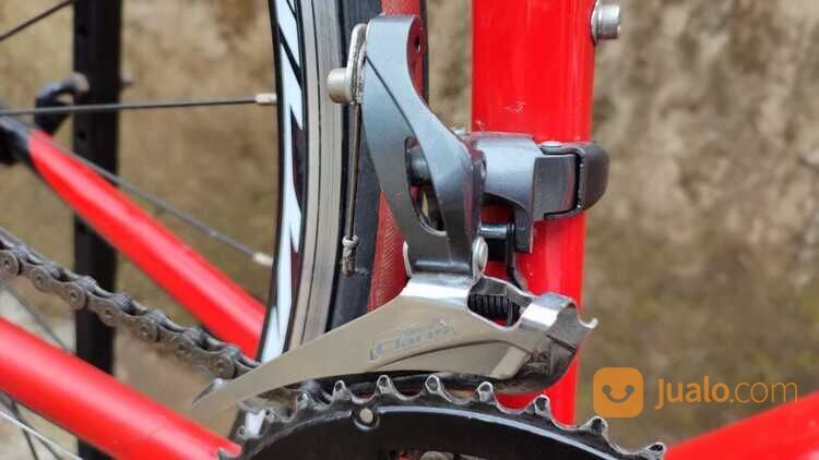 Sepeda polygon helios 100 9 speed