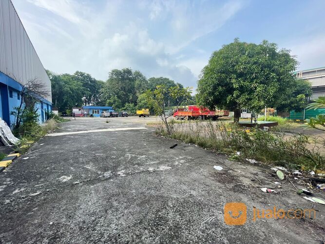 Gudang di Raya Kaliabang Bungur, Bekasi Utara