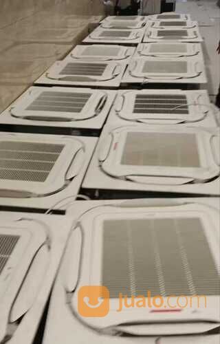 Indoor AC Casette Daikin 5PK VRV 4