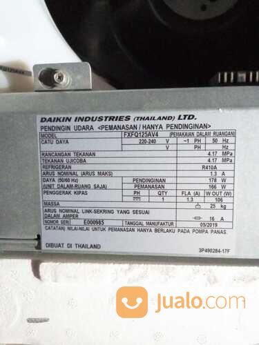 Indoor AC Casette Daikin 5PK VRV 4