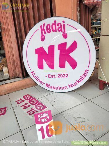 Jasa Pembuatan Neon Box Bulat dan Custom Huruf Timbul