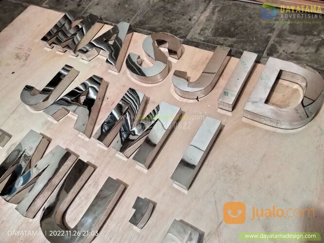 Jasa Pembuatan Huruf Timbul Stainless Steel