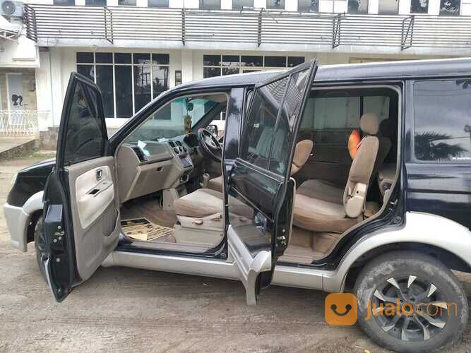 Mitsubishi Kuda Grandia Mpi matic 2004