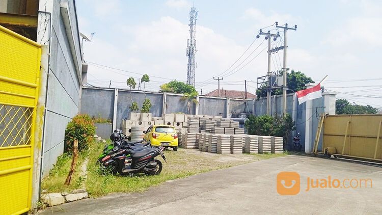 Pabrik di Jl. Raya Kedep Kawasan Industri Gunung Putri Bogor Dekat Gerbang Tol Gunung Putri