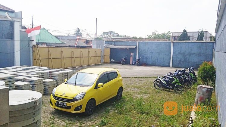 Pabrik di Jl. Raya Kedep Kawasan Industri Gunung Putri Bogor Dekat Gerbang Tol Gunung Putri