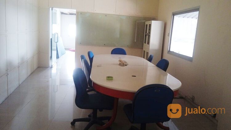 Pabrik di Jl. Raya Kedep Kawasan Industri Gunung Putri Bogor Dekat Gerbang Tol Gunung Putri