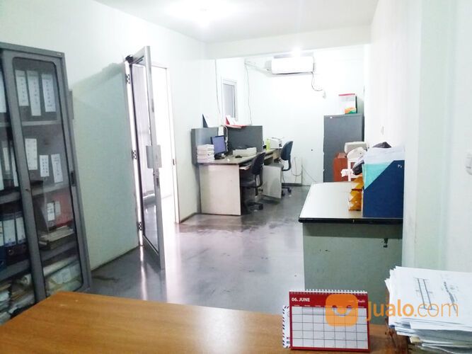 Pabrik di Jl. Raya Kedep Kawasan Industri Gunung Putri Bogor Dekat Gerbang Tol Gunung Putri