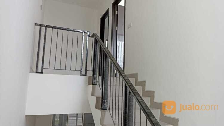 Rumah Brand New Cluster Virginia Dkt Danau di Pantai Indah Kapuk 2