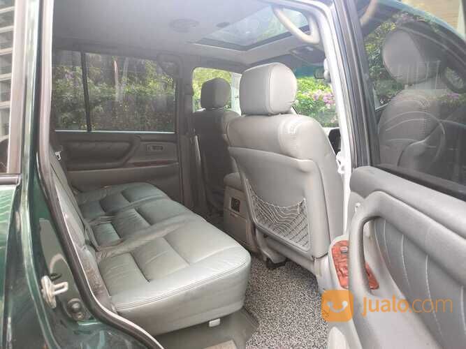 Toyota Land Cruiser VX 100 Limited