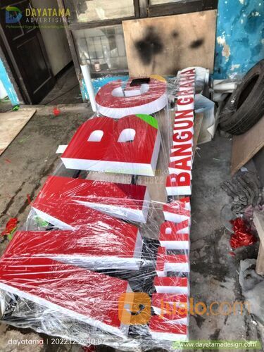 Papan Nama Huruf Timbul Akrilik | Stainless | Galvanis