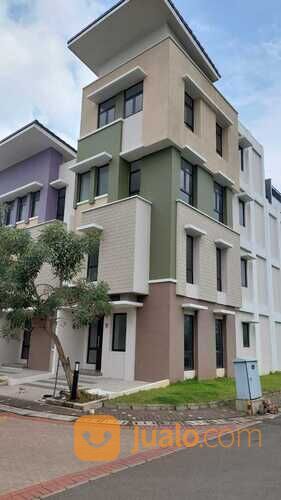 Alloggio Rumah Kost Exclusive 3 Lantai Dekat Kampus di Gading Serpong