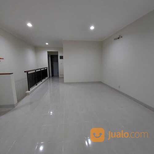 Alloggio Rumah Kost Exclusive 3 Lantai Dekat Kampus di Gading Serpong