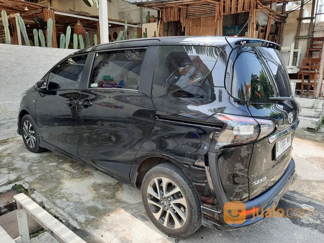 TOYOTA SIENTA TIPE Q 2017 (LOW KM)