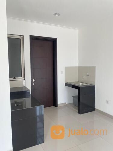 Rumah 2 lantai luas 6x10 60m2 type 2KT Cluster Hawaii PIK 2 Tangerang Banten