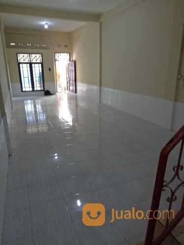 Rumah Strategis Dekat Uncle Loe Rambang