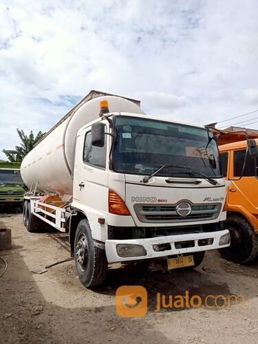 TRUK TANGKI HI BLOW/BULK HINO FL 235 JW 2012