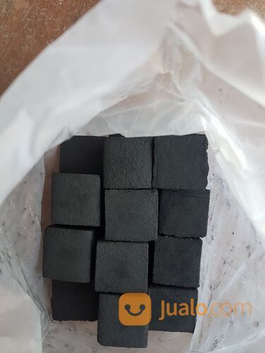 Arang briket batok kelapa panas lebih lama