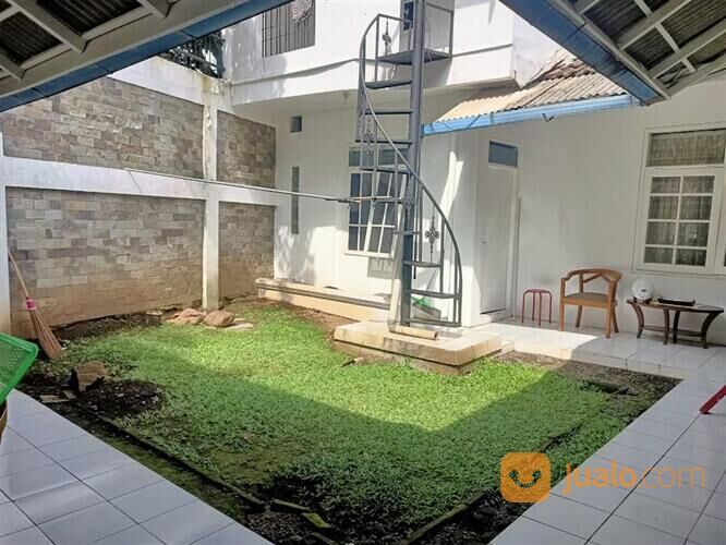 Rumah murah dan strategis di dekat Ganesha ITB Bandung Cocok untuk kos-kosan