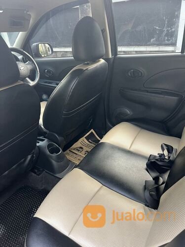 Nissan March 2011 Akhir tipe tertinggi XS matic Sehat