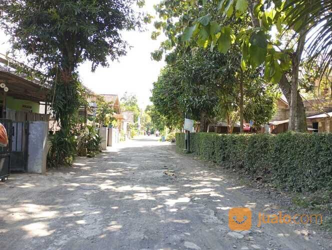 Tanah Pekarangan dekat tugu lele plosokuning minomartani utara condongcatur