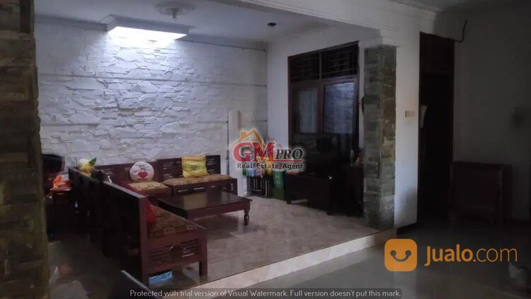 648. RUMAH TERAWAT DI KOMP. LOGAM, BUAH BATU - BANDUNG