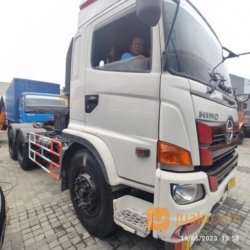 Hino 500 FM 285 TH Head Trailer Tronton 6x4 Tahun 2016