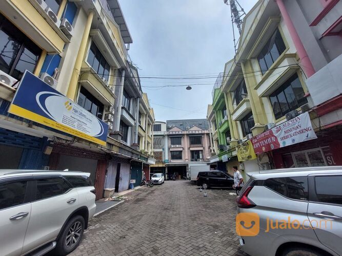 Ruko Gateway Kawasan Ramai Dekat Surabaya, Pepelegi Waru