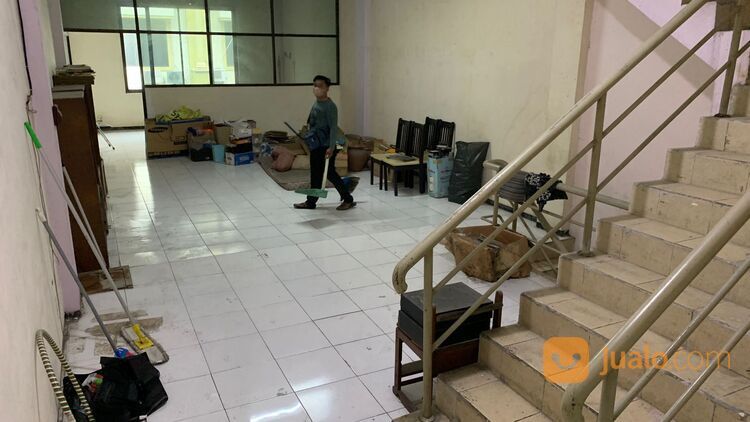 Ruko Gateway Kawasan Ramai Dekat Surabaya, Pepelegi Waru