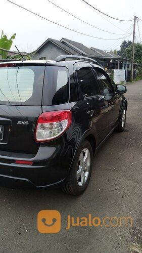 Suzuki SX4 X-Over 2012