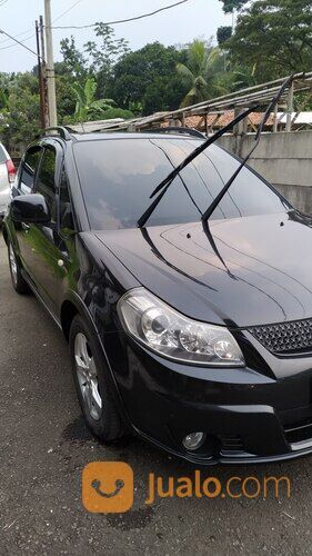 Suzuki SX4 X-Over 2012