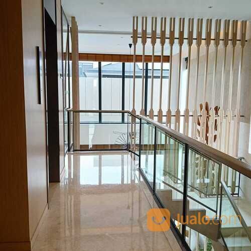 Rumah di BSD, Rumah Mewah 3 Lantai Layton Navapark BSD. Harga Mulai 20 Miliar