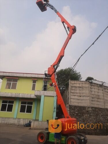 Pusat Boom Lift Bekasi , Cibitung , Cikarang , karawang dan Cikampek