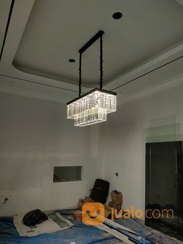 Jasa pasang dan cuci lampu kristal