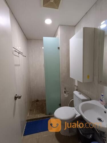 Apartment Metro Park Residence