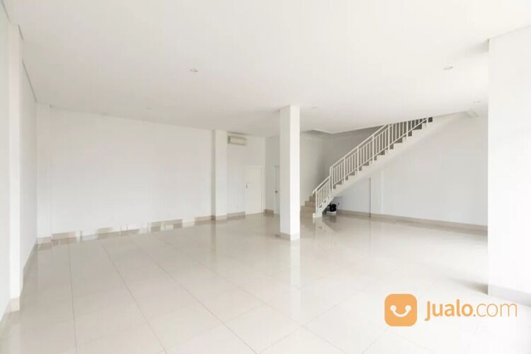 Ruko AB 3 lantai di Griya Idola Industrial Park