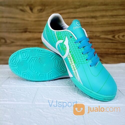 Sepatu futsal ortuseight Legion v2 terbaru