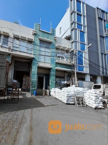 Turun harga: Gudang + kantor 2 lantai bagus di Komplek Lodan Center Jakarta Utara Akses Tol Ancol