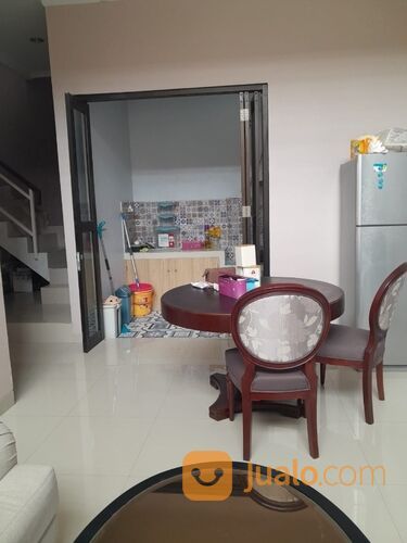 Rumah 2 lantai, asri, AC, kolam renang, one gate system, komplek cinere delta residence