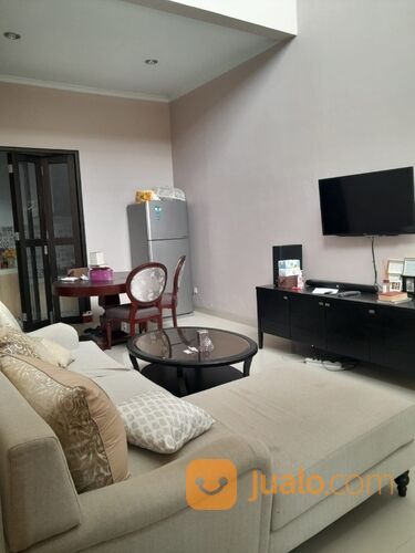 Rumah 2 lantai, asri, AC, kolam renang, one gate system, komplek cinere delta residence