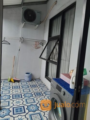 Rumah 2 lantai, asri, AC, kolam renang, one gate system, komplek cinere delta residence